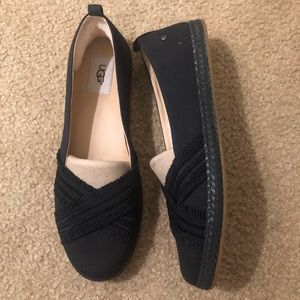 Ugg Ynez Black Ruffle Flats